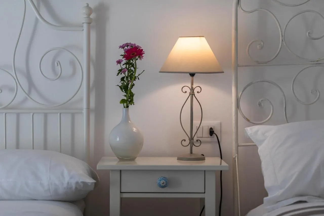 Camere Barbacana Villanova d'Albenga 0*,  Italia