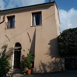 Affittacamere Casa Bianca&bike Shuttle Tour, Finale Ligure